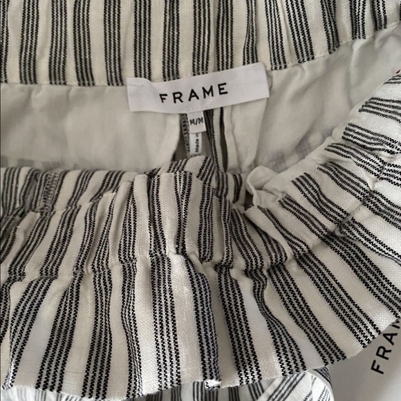 Frame | Striped Linen Blend Paperbag Shorts | Sz M - Picture 3 of 8